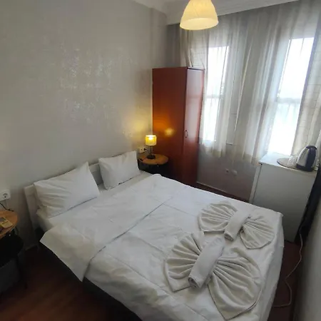 Antique And * イスタンブール