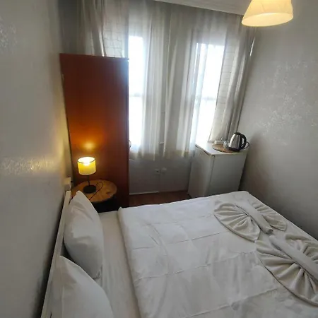 Antique And イスタンブール