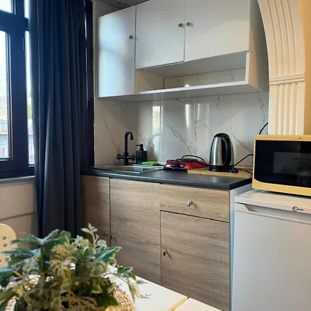 Antique And イスタンブール