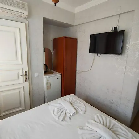 Hotell Antique And