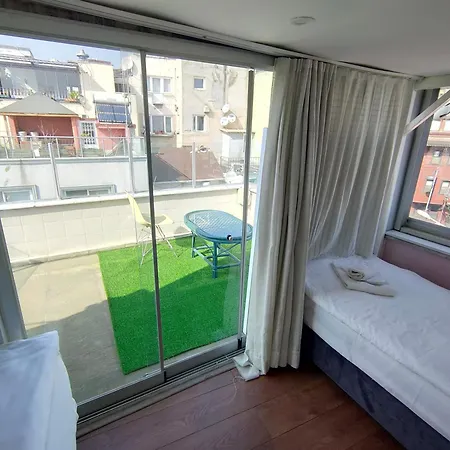 Hotell Antique And *