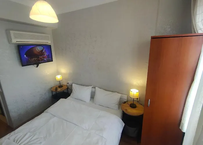 Hotel Antique And Istanbul